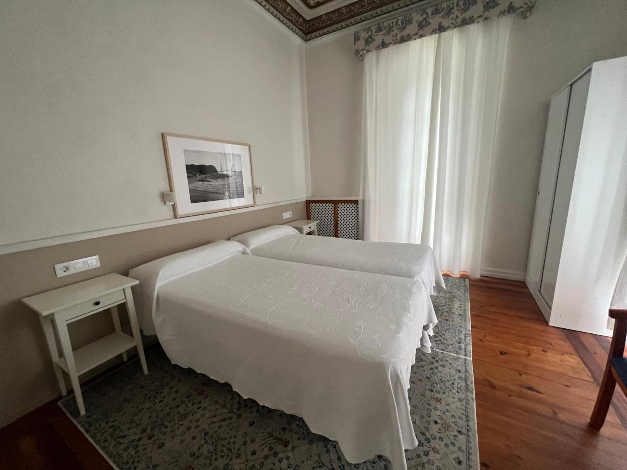 Hotel Ramona Ларедо Екстериор снимка